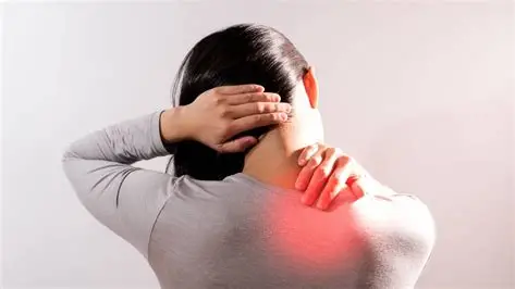 دیسک گردن؛ از علائم و تشخیص تا جدیدترین روشهای درمان 32 دیسک گردن